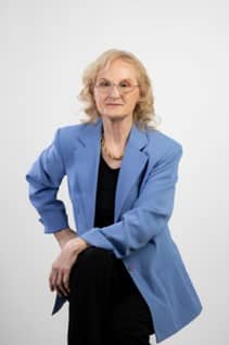 1-1 Coaching Program Client: Mary Elaine Petrucci Mary Elaine Petrucci has been a satisfied client of the 1-1 coaching program, The Business Scale Accelerator. Read her story.