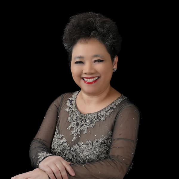 Turn on Your Client Waterfall's Featured Speaker:Dr. Emily LeTran. Learn how to keep a customer for 26 years,